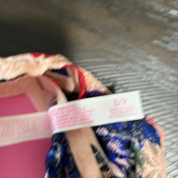 Pink Small lace bralette - Picture 4 of 4